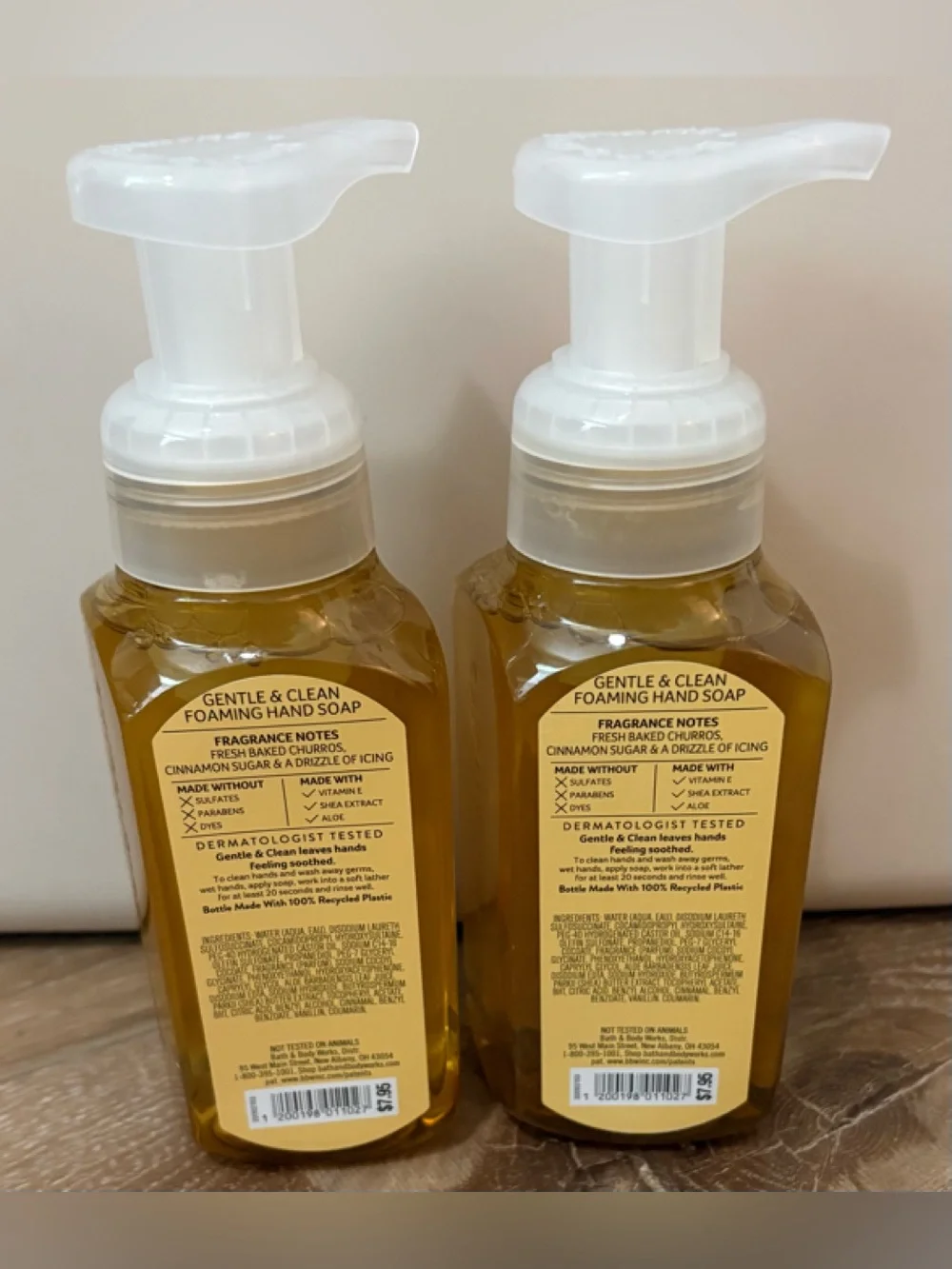 2-BATH & BODY WORKS - CHURRO CINNAMON BUN - FOAMING HAND SOAP 8.75 Oz. x 2 NEW